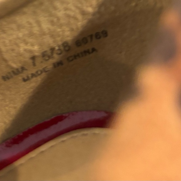 Chinese Laundry Round Toe Leopard
Wedges Heels Women Size 7.5 - Picture 11 of 11